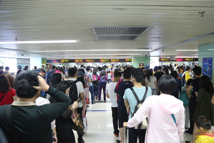 惠州机场深圳罗湖口岸预约车接送